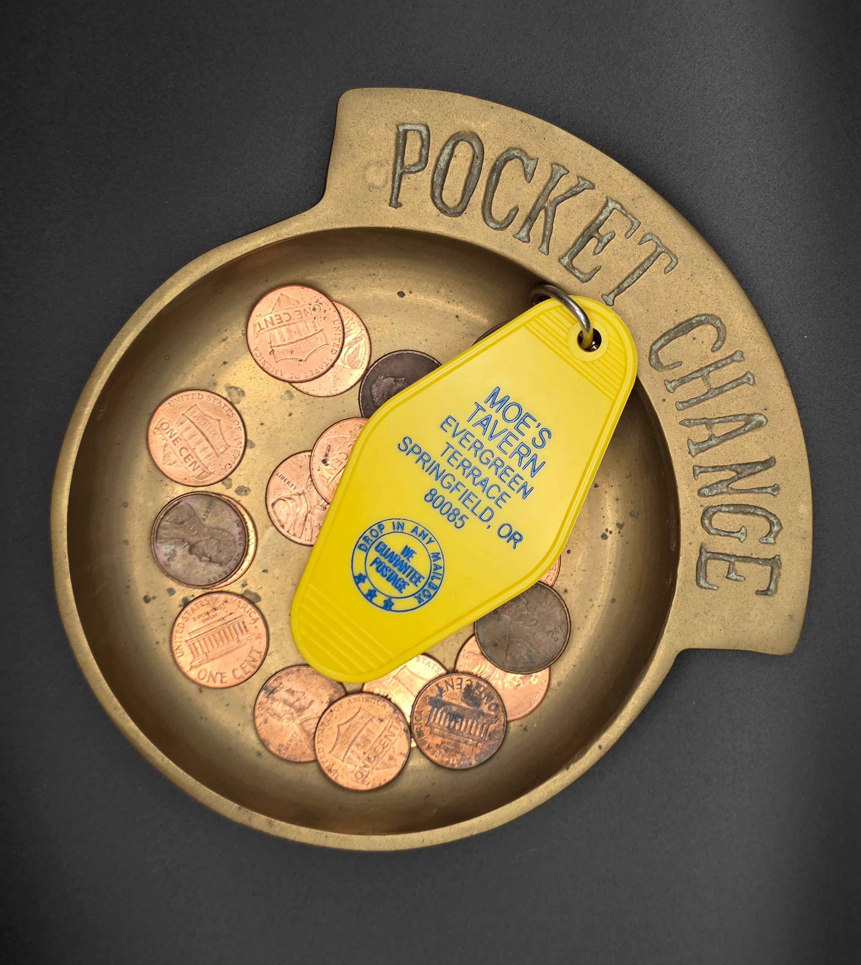 Moe's Tavern Hotel Keychain